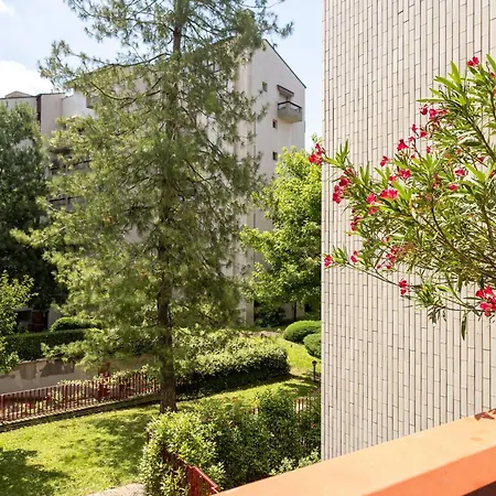 Daire Rucellai With Shared Pool By Halldis *